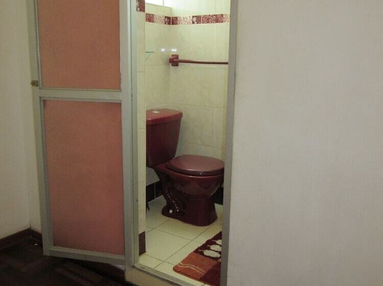 اتاق استاندارد یک نفره, Las Palmeras Inn