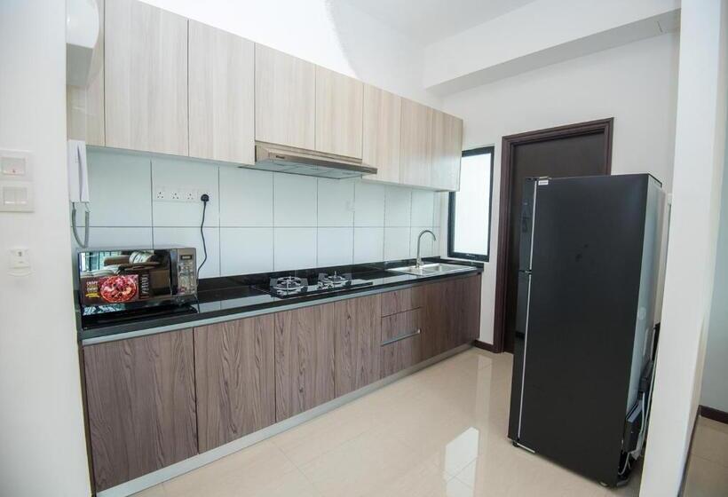 스탠다드 룸 풀장 전망, Molek Regency Taman Molek