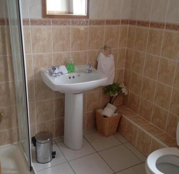 패밀리 룸, Heeneys Lodge B&b