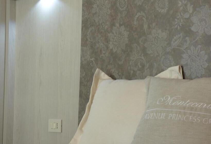 基本三人间, Design Hotel Astra B&b