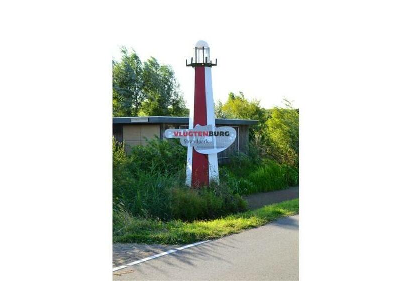带1个卧室的公寓, Pipowagen Op Het Strand