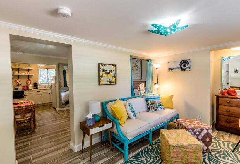 Семейный Номер, Island View Cottages Sebastian
