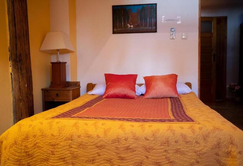 Номер Стандарт Трехместный, Kolory Guest House