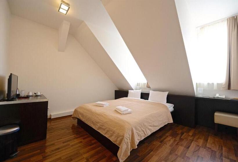 스탠다드 룸, Grand Hotel Trenčin