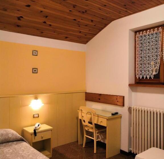スタンダードシングルルーム, Albergo Ristorante Scanapà