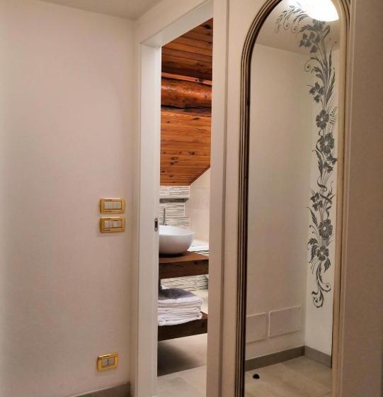 スタンダード４人部屋, Albergo Ristorante Scanapà