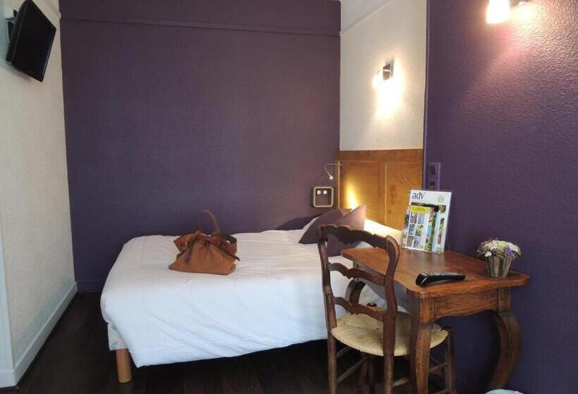 Номер Стандарт, Logis  Hôtel & Restaurant Le Montligeon