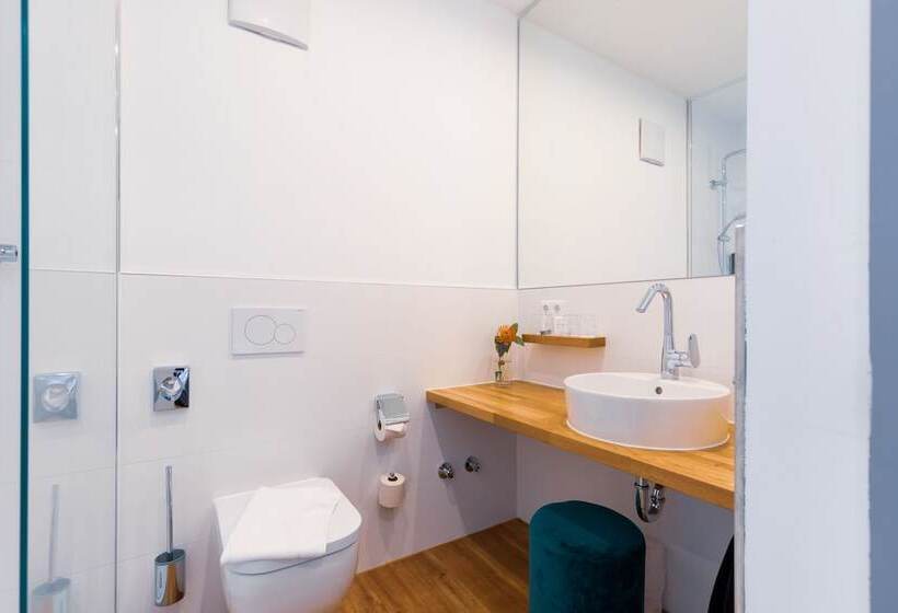 Номер Стандарт, Mk Hotel München Max Weber Platz