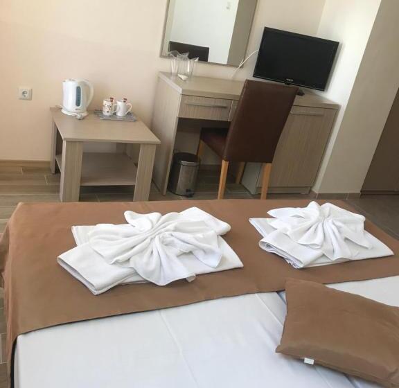 اتاق پنت هاوس, Villa Maria 2