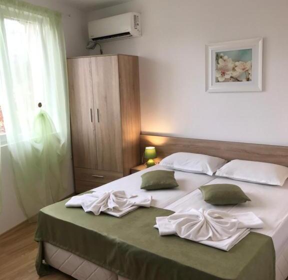آپارتمان 1 خوابه با چشم‌انداز دریا, Villa Maria 2
