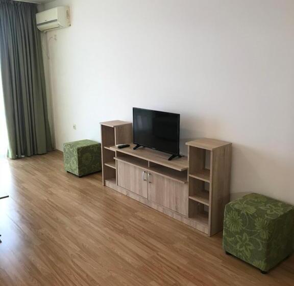 آپارتمان 1 خوابه با چشم‌انداز دریا, Villa Maria 2