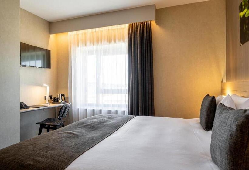 Студио Comfort, Golden Lakes