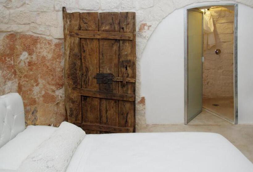 اتاق سوپریور, Puntebianche B&b