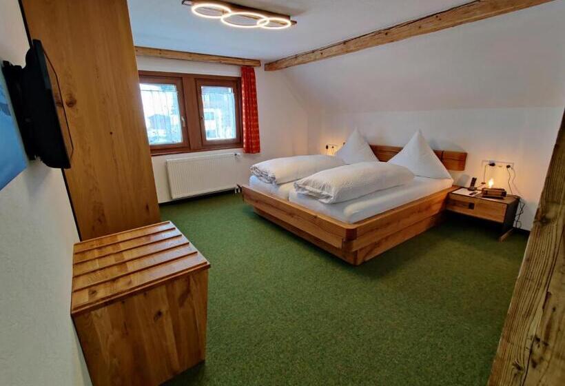 Студия Стандарт, Café Pension Feldbergblick