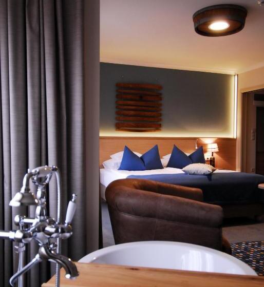 Полулюкс с Балконом, Crocus Gere Bor Hotel Resort & Wine Spa