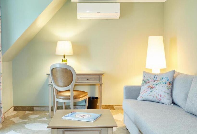 Family Suite, Crocus Gere Bor Hotel Resort & Wine Spa