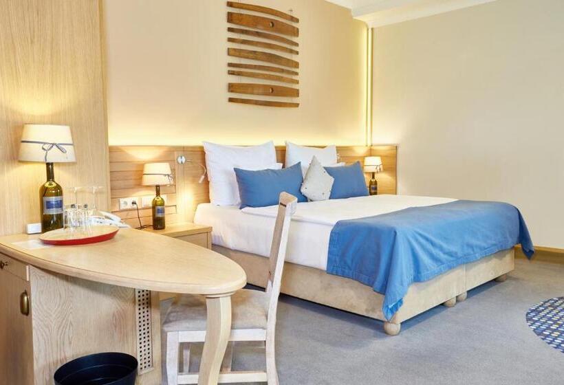 Президентский Люкс, Crocus Gere Bor Hotel Resort & Wine Spa