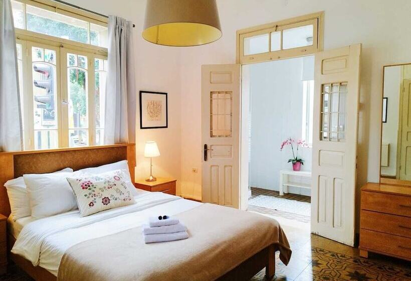 Habitación Estándar, Eden