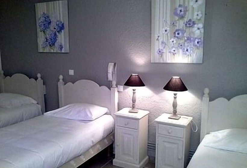 标准三人间, Logis Hotel Restaurant La Corniche Des Cevennes