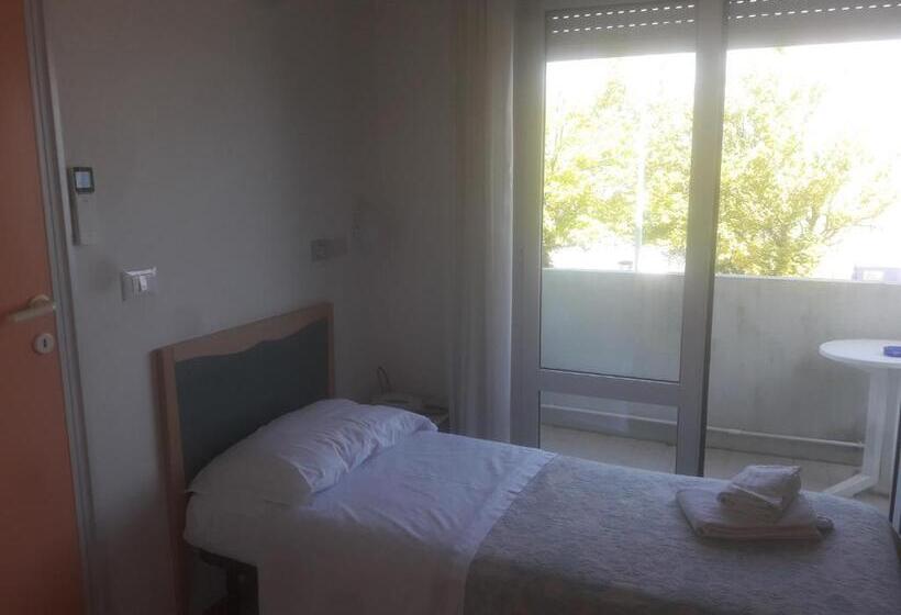 Номер Economy Индивидуальный, Capri