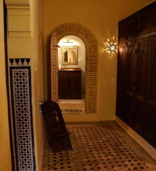 سوییت سوپریور, Riad Felloussia