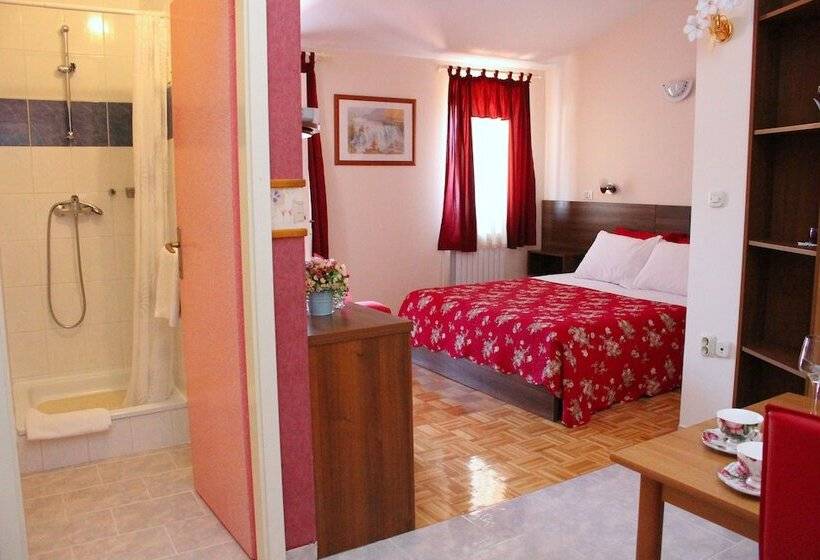 آپارتمان 1 خوابه, Villa Rosa
