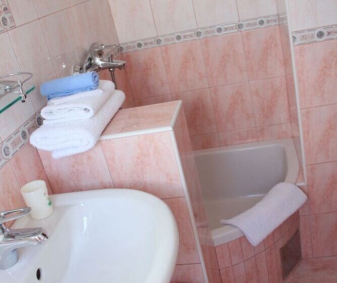 آپارتمان 1 خوابه, Villa Rosa