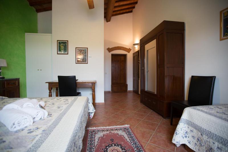 Номер Стандарт Трехместный, Agriturismo Villani Poderi Nesti & Cupoli