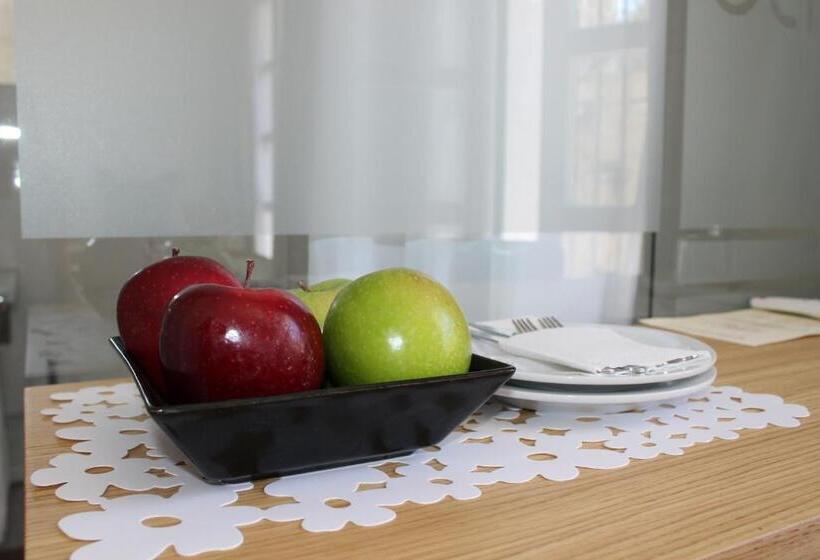 اتاق استاندارد, Boutique Caireles