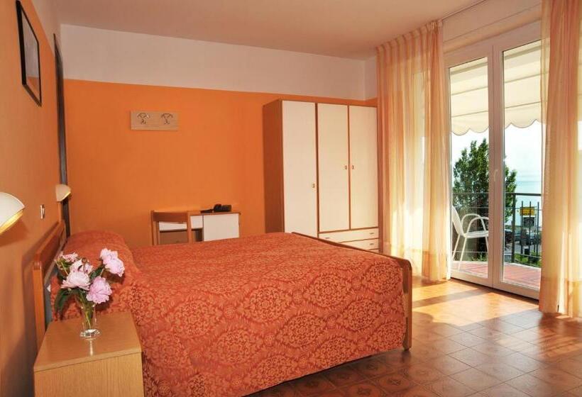 Quarto Estandar, Marolda