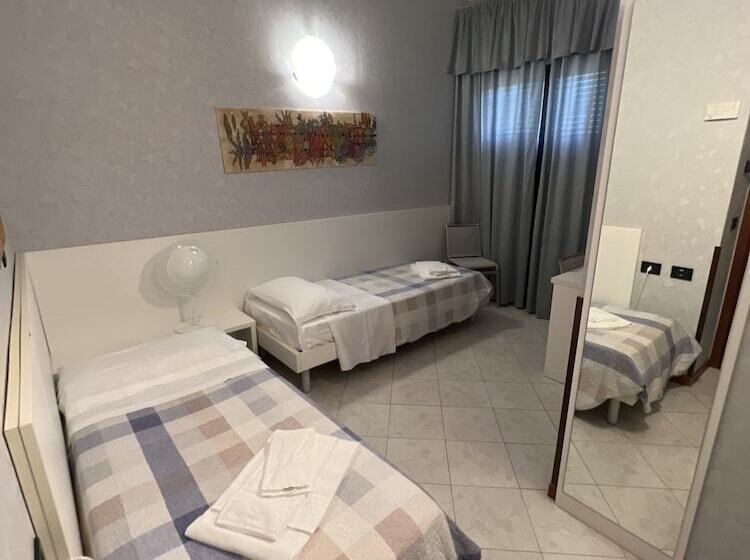 Номер Комфорт Индивидуальный, Residence Mondial