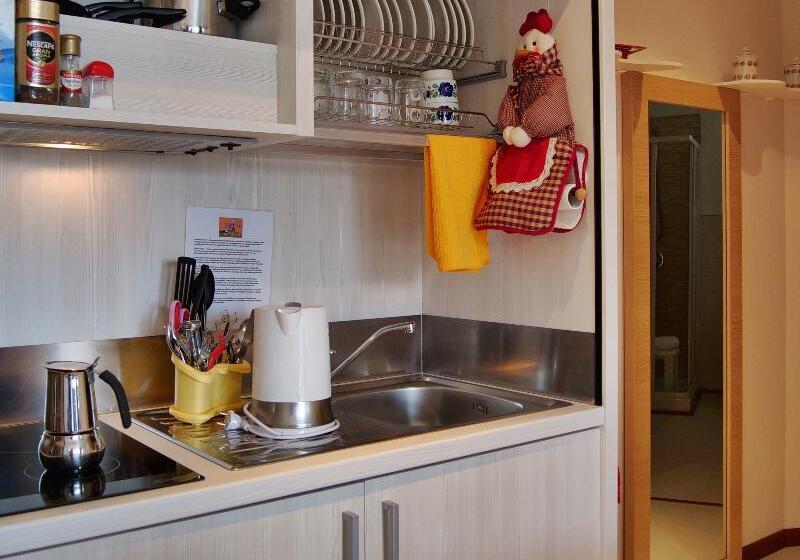 Студия Стандарт, Residence Mondial