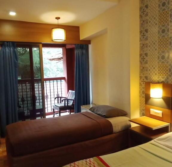 اتاق استاندارد, Sea Breeze Inn, Calangute Goa