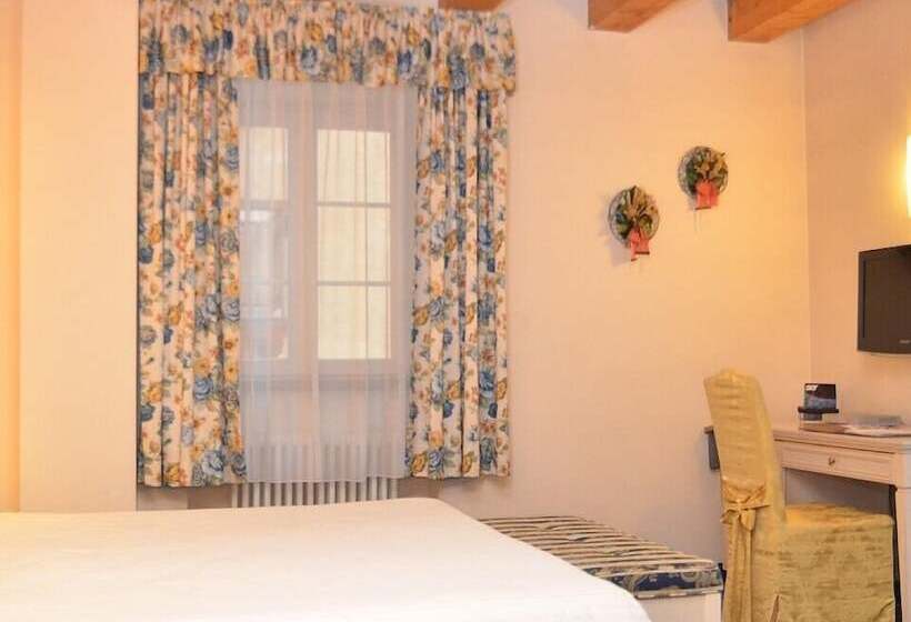 اتاق سوپریور, Dolomiti