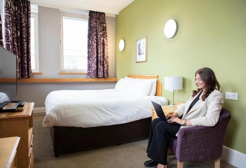 Номер Superior, Kents Hill Park Training & Conference Centre