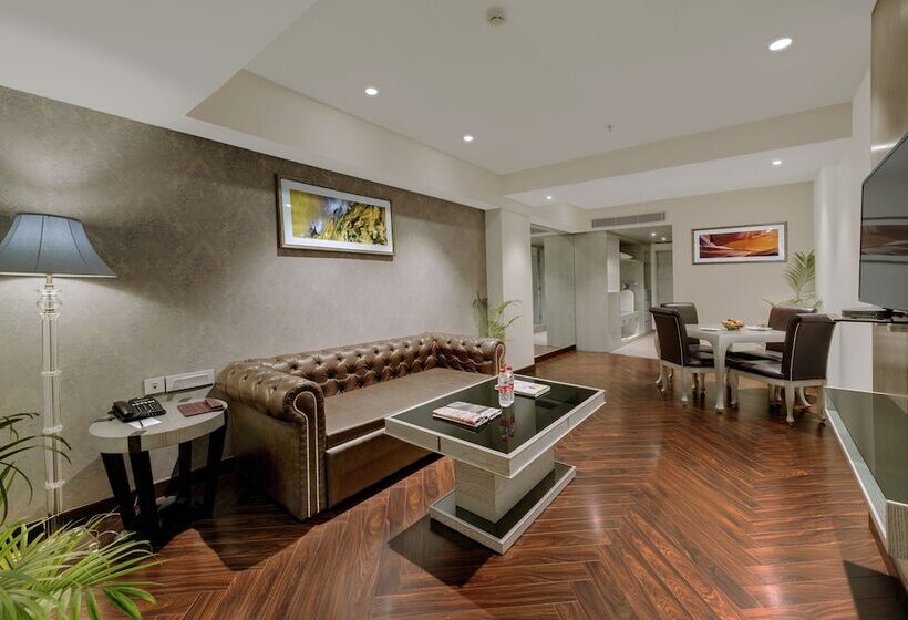 스위트, Marina Shimla First Designer Boutique