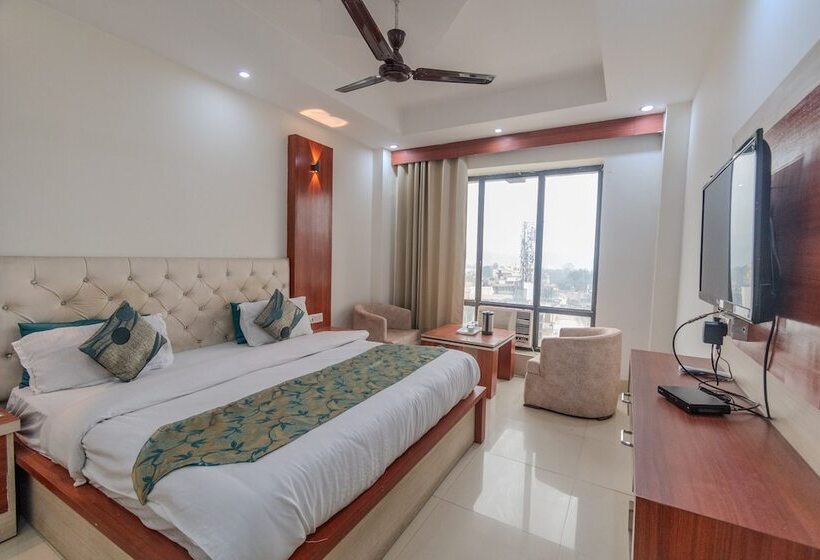 Номер Deluxe, Raj Mandir