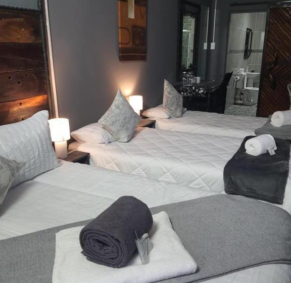 Люкс Повышенной Комфортности, Ay Jay S Guesthouse