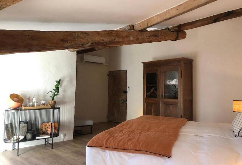 シティビューのスーペリアルーム, La Chapelle Sur La Sorgue