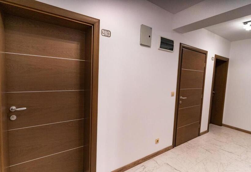 חדר דלוקס עם מרפסת, Guest House Velik