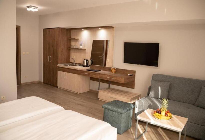 Номер Deluxe с Балконом, Guest House Velik