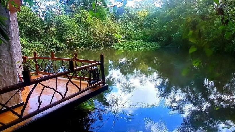 Suite with lake view, Cantalarana, Antes Wikiri Lodge