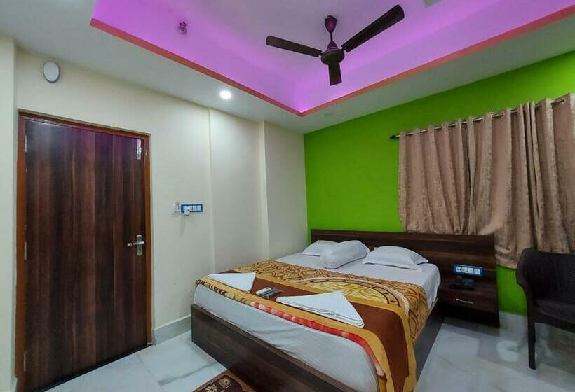 Quarto Deluxe com Sacada, Iconic Hotel Digha