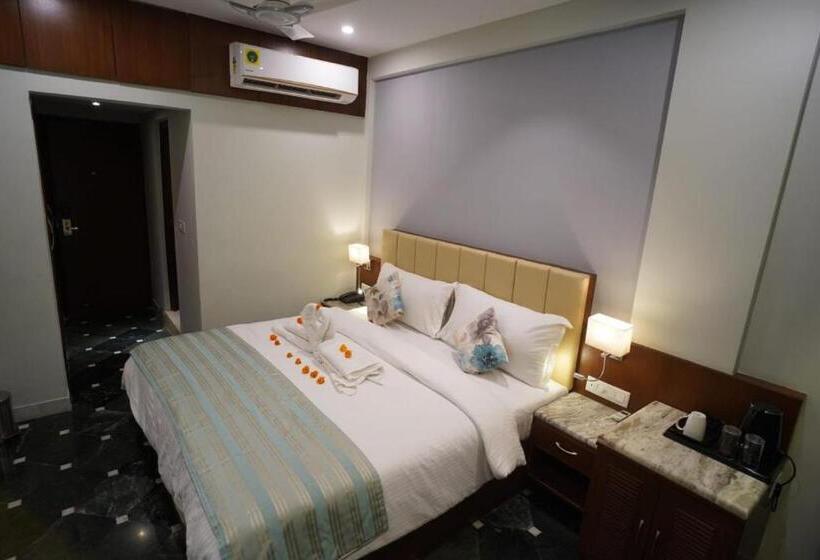 家庭套房, Fabhotel Naivara Boutique