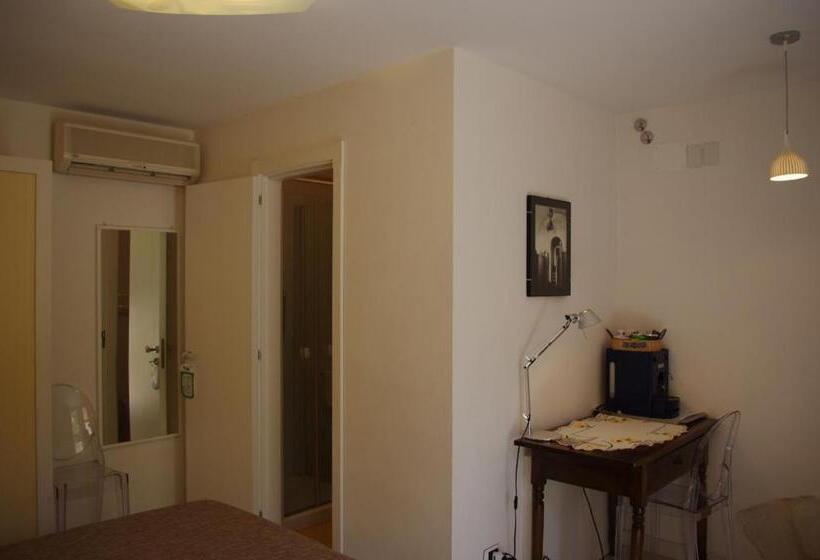 标准间, La Piccola Locanda