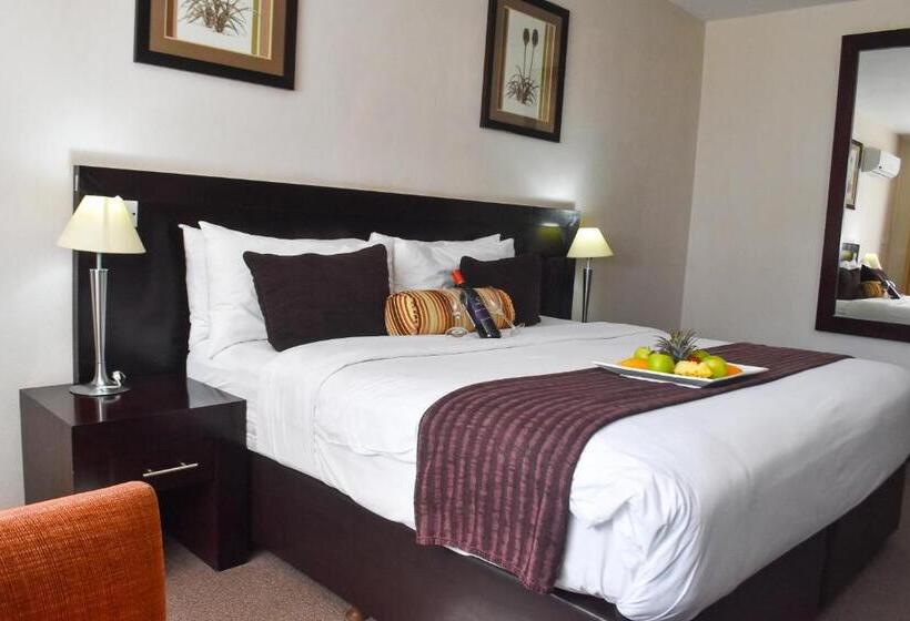 Quarto Deluxe, Cresta Marang Gardens