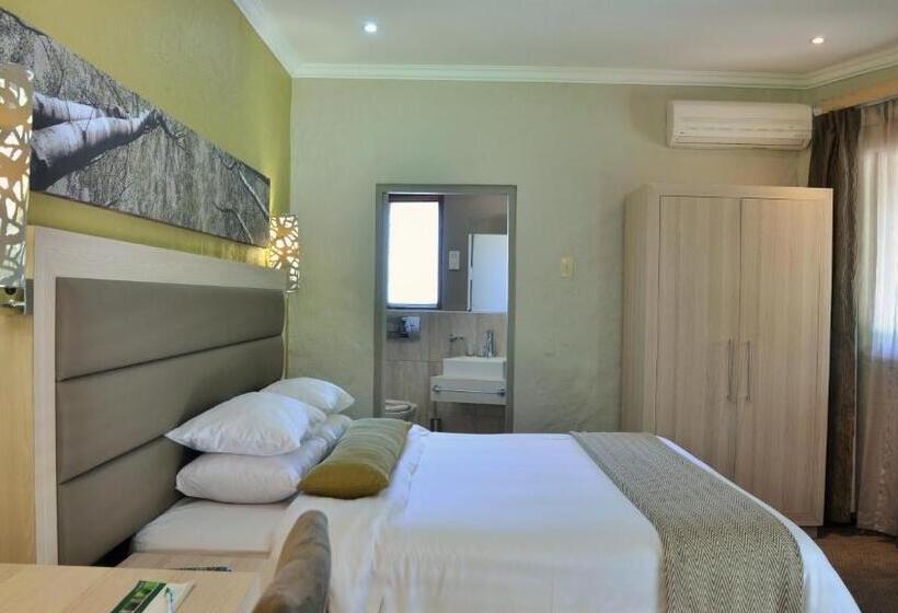 Quarto Deluxe, Cresta Marang Gardens