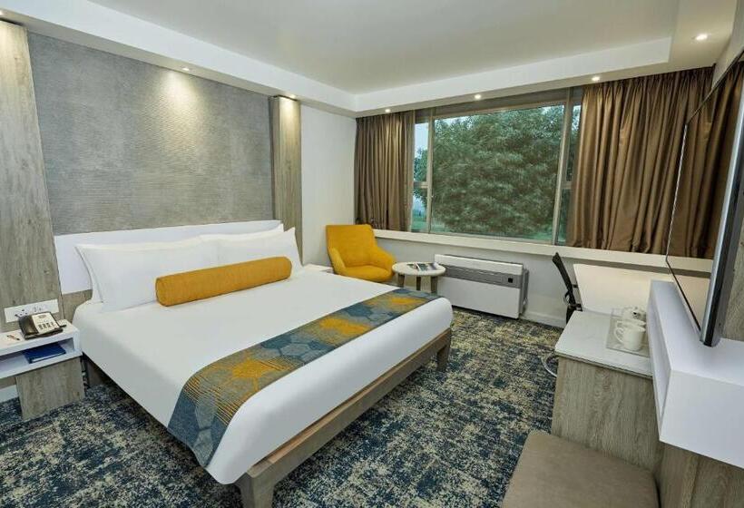 Стандартный Номер Кровать Кинг, Garden Court Mthatha