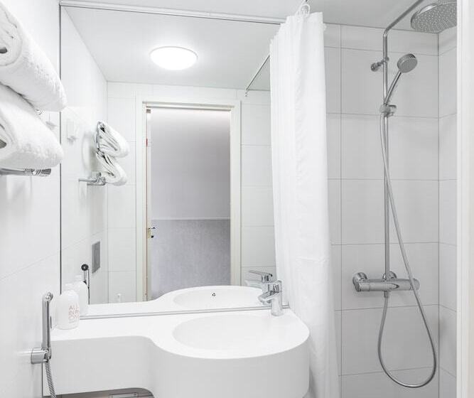 Номер Стандарт, Omena Hotel Tampere