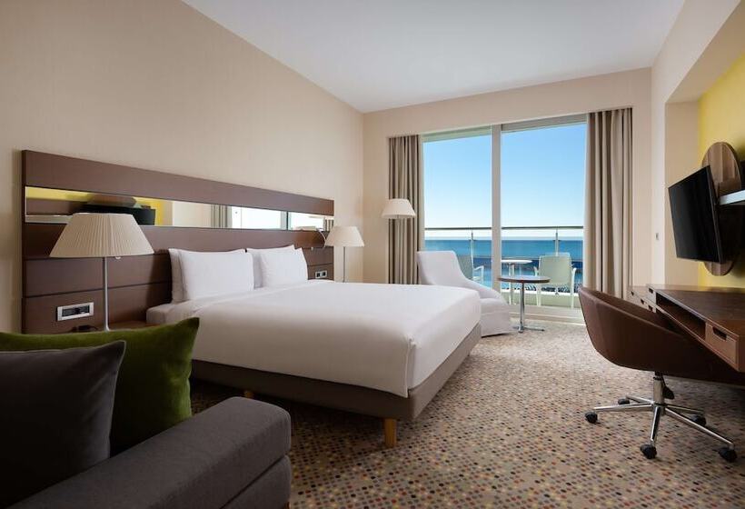 Номер Superior Вид на Море, Radisson Blu Resort & Congress Centre Sochi
